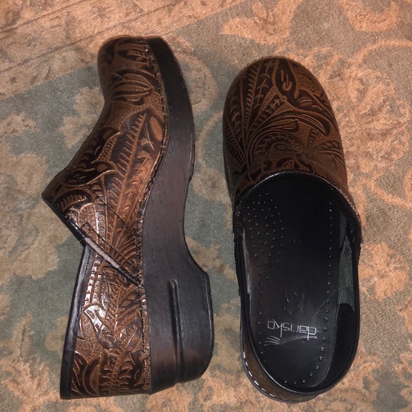 DANSKO CLOGS - Picture 5 of 6